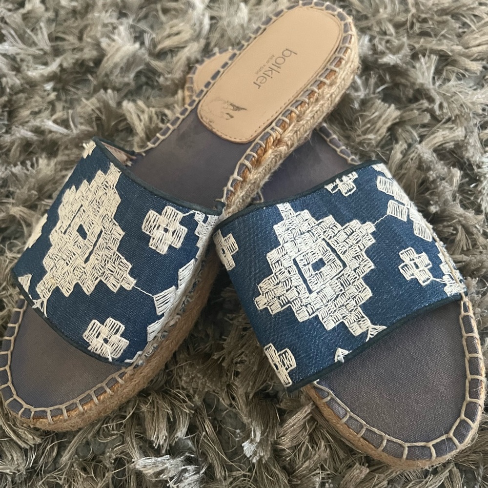 Botkier $$& denim embroidered sandals 81/2